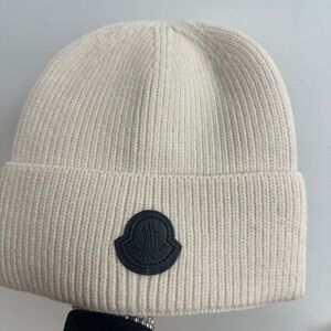 Moncler Off-White Ribbed Knit Beanie